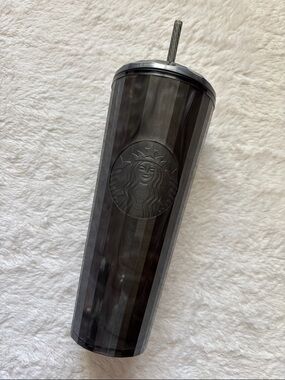 Starbucks Tall Faceted Tumbler Cup in Smoky Gray-Black